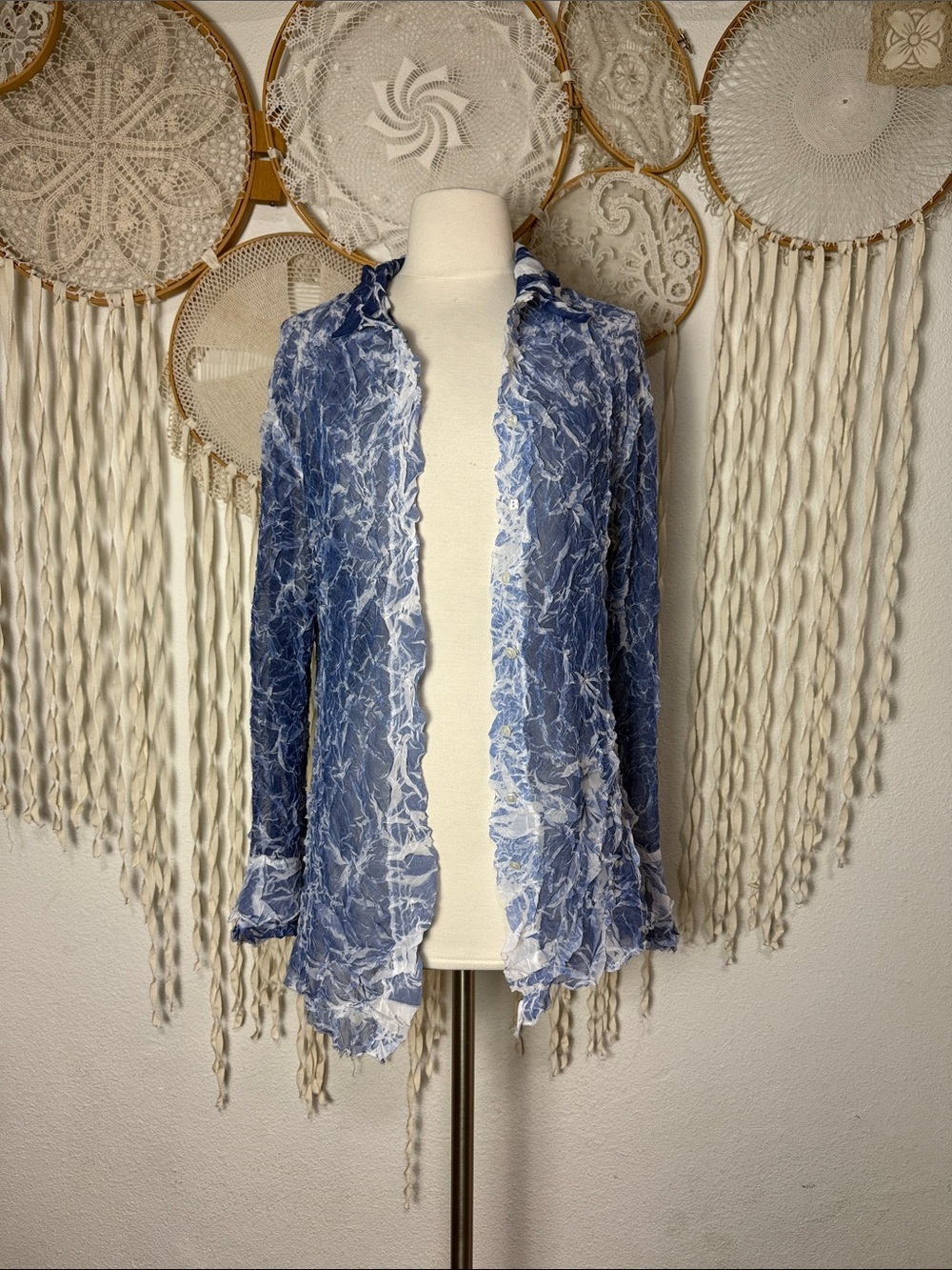 Komarov Blue White Long Sleeve Bell Cuff Crinkle Button Down Sheer Shirt Large